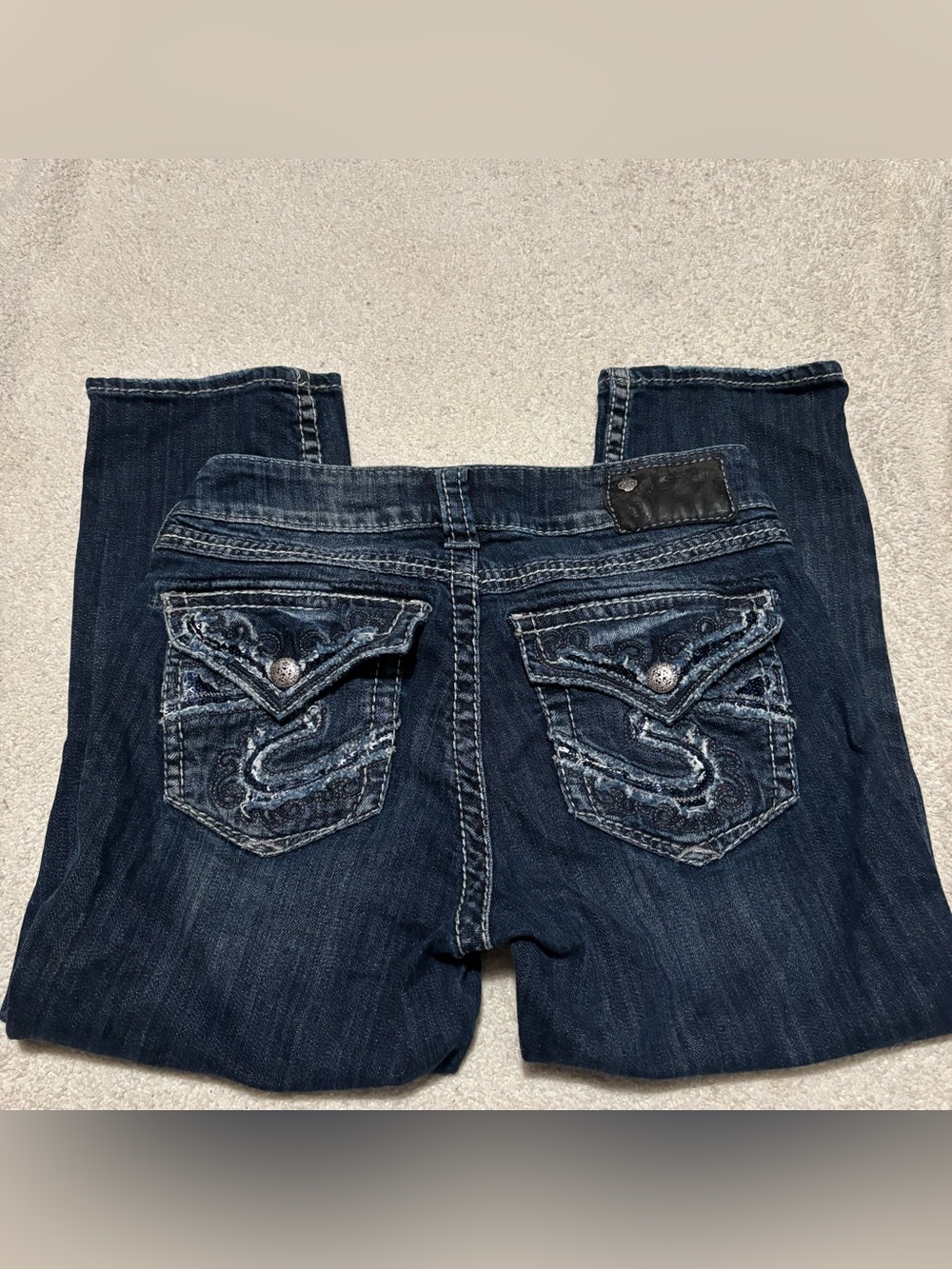 Silver Jeans Dark Blue Embroidered Back-Pocket Capris Size 26